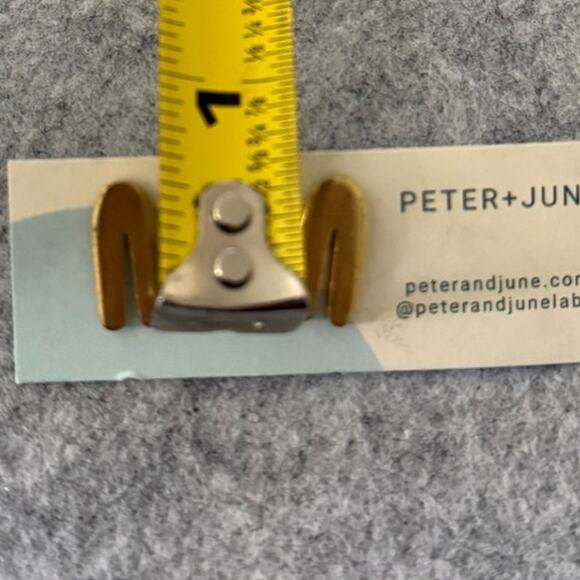 REVOLVE PETER & JUNE NWT Gold Minimalist Revers U Earrings Gold Nickel/Lead Free - Picture 3 of 3